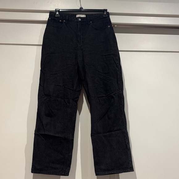 Abercrombie & Fitch Gray High Rise Jeans - Picture 3 of 3